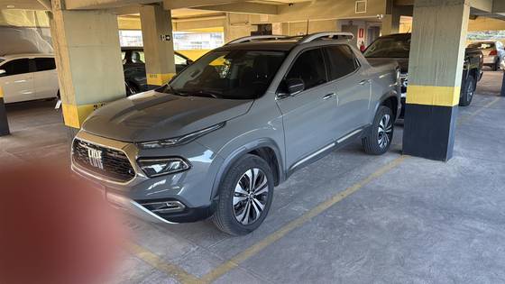 FIAT TORO 1.3 TURBO 270 FLEX VOLCANO AT6 FIAT TORO 1.3 TURBO 270 FLEX VOLCANO AT6